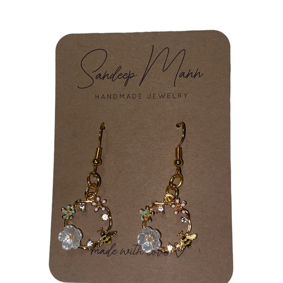 Cute handmade earrings - Picture 3 of 4